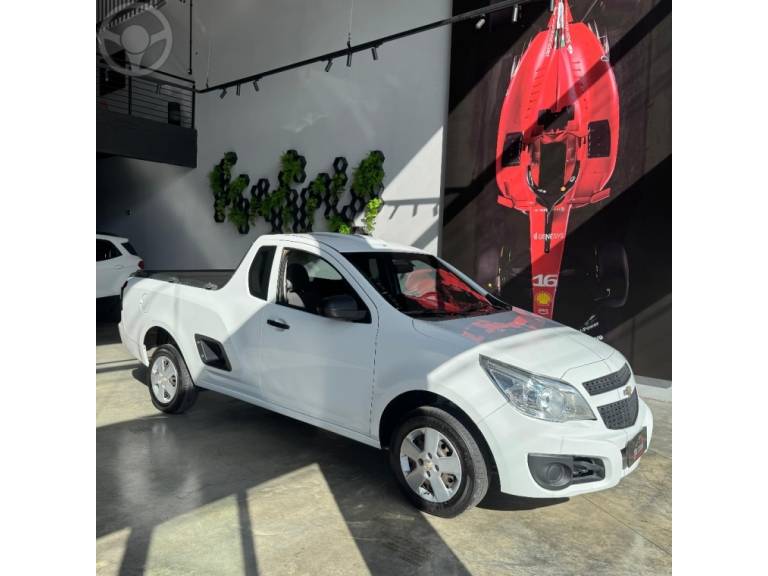 CHEVROLET - MONTANA 1.4 MPFI LS CS 8V FLEX 2P MANUAL - 2014/2015 - BRANCA - R$ 49.900,00