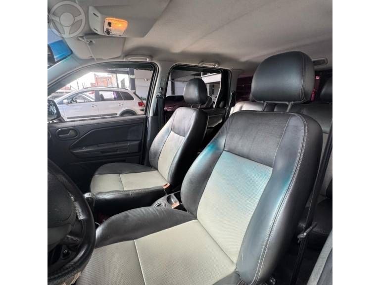 FORD - ECOSPORT 2.0 4WD 16V 4P MANUAL - 2007/2008 - PRETA - R$ 37.900,00