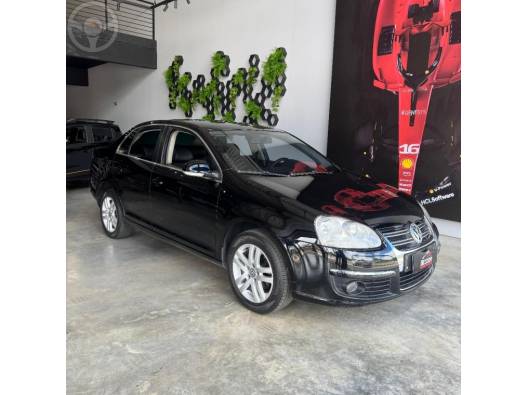 VOLKSWAGEN - JETTA 2.5 I 20V 4P TIPTRONIC - 2010/2010 - PRETA - R$ 45.900,00