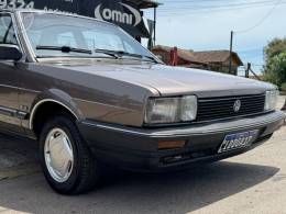 VOLKSWAGEN - SANTANA 2.0 GLS 8V 2P MANUAL - 1988/1989 - MARROM - R$ 35.000,00