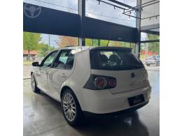 VOLKSWAGEN - GOLF 2.0 MI SPORTLINE LIMITED EDITION 8V FLEX 4P AUTOMÁTICO - 2013/2014 - BRANCA - R$ 67.900,00