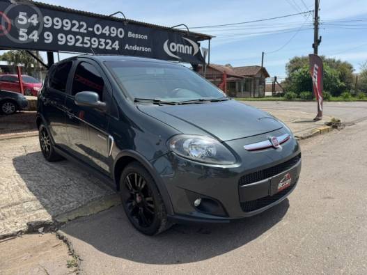 FIAT - PALIO 1.6 MPI SPORTING 16V FLEX 4P MANUAL - 2014/2015 - CINZA - R$ 46.900,00