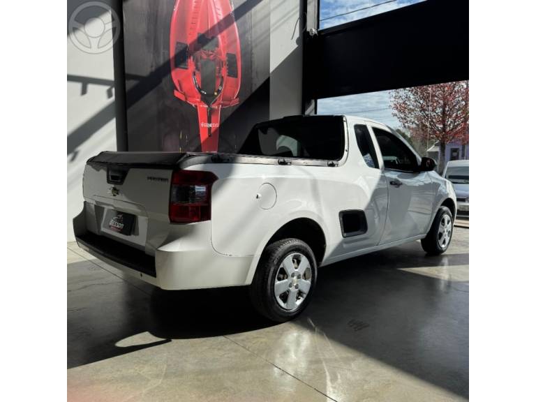 CHEVROLET - MONTANA 1.4 MPFI LS CS 8V FLEX 2P MANUAL - 2014/2015 - BRANCA - R$ 49.900,00