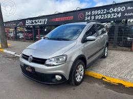 VOLKSWAGEN - SPACE CROSS 1.6 MI 8V FLEX 4P MANUAL - 2013/2014 - PRATA - R$ 56.900,00