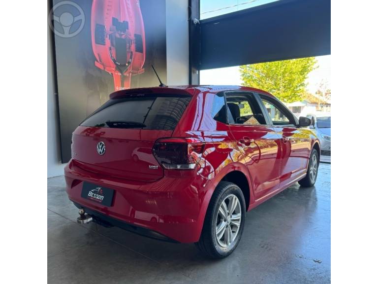 VOLKSWAGEN - POLO 1.6 MSI TOTAL FLEX MANUAL - 2018/2018 - VERMELHA - R$ 68.900,00