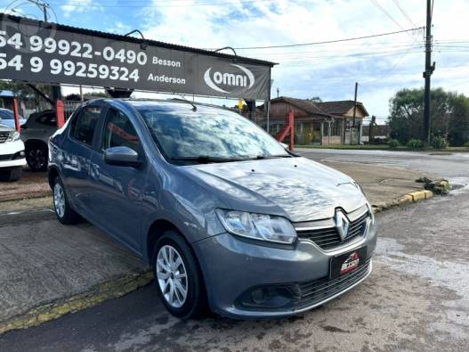 RENAULT - LOGAN 1.6 EXPRESSION 8V HI-FLEX 4P MANUAL - 2016/2017 - CINZA - R$ 46.900,00