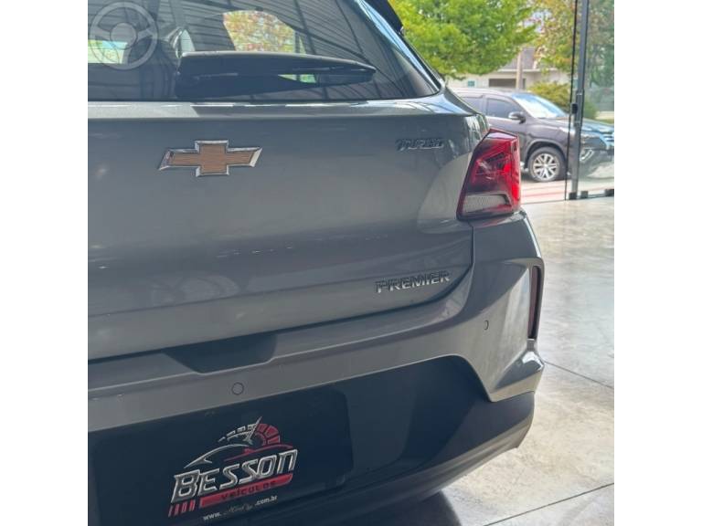 CHEVROLET - ONIX 1.0 PLUS 12V TURBO 4P AUTOMÁTICO - 2023/2024 - PRATA - R$ 125.000,00