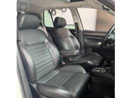 VOLKSWAGEN - GOLF 2.0 MI SPORTLINE LIMITED EDITION 8V FLEX 4P AUTOMÁTICO - 2013/2014 - BRANCA - R$ 67.900,00