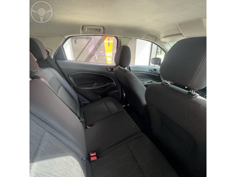 FORD - ECOSPORT 1.5 TIVCT FLEX SE MANUAL - 2019/2020 - BRANCA - R$ 82.900,00