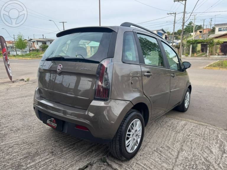 FIAT - IDEA 1.4 MPI ATTRACTIVE 8V FLEX 4P MANUAL - 2015/2016 - MARROM - R$ 45.900,00