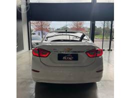 CHEVROLET - CRUZE 1.4 TURBO LTZ 16V FLEX 4P AUTOMÁTICO - 2017/2018 - BRANCA - R$ 94.900,00