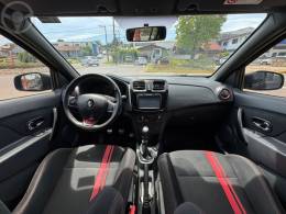 RENAULT - SANDERO 2.0 RS RACING SPIRIT 16V FLEX 5P MANUAL - 2018/2018 - PRETA - R$ 71.900,00