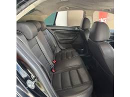 VOLKSWAGEN - JETTA 2.5 I 20V 4P TIPTRONIC - 2010/2010 - PRETA - R$ 45.900,00