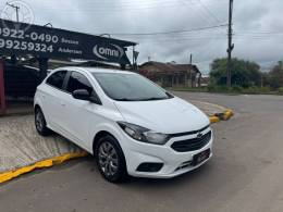 CHEVROLET - ONIX 1.0 JOY BLACK 8V FLEX 4P MANUAL - 2021/2021 - BRANCA - R$ 64.900,00