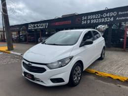 CHEVROLET - ONIX 1.0 JOY BLACK 8V FLEX 4P MANUAL - 2021/2021 - BRANCA - R$ 64.900,00