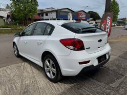 CHEVROLET - CRUZE 1.8 LT SPORT6 16V FLEX 4P MANUAL - 2015/2015 - BRANCA - R$ 68.900,00