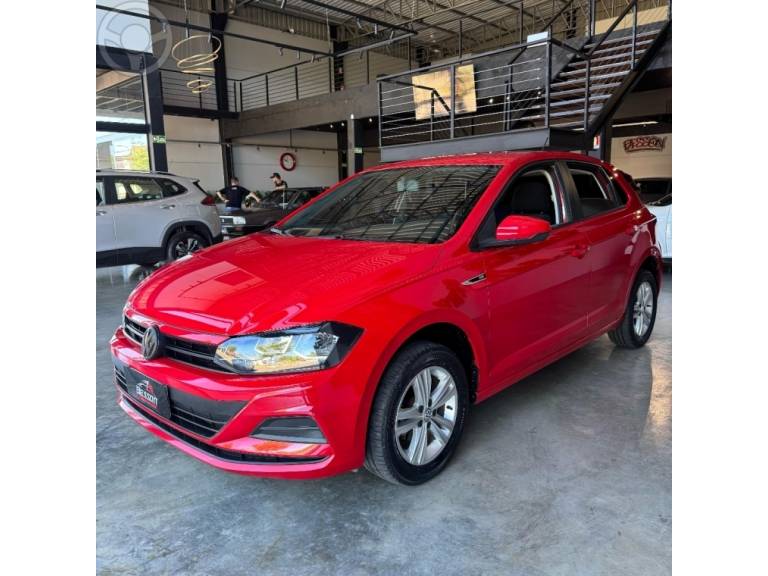 VOLKSWAGEN - POLO 1.6 MSI TOTAL FLEX MANUAL - 2018/2018 - VERMELHA - R$ 68.900,00