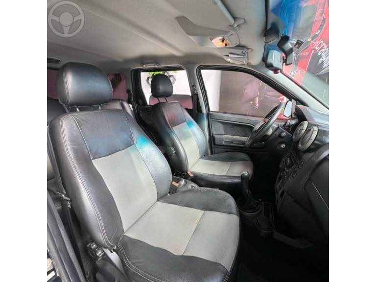 FORD - ECOSPORT 2.0 4WD 16V 4P MANUAL - 2007/2008 - PRETA - R$ 37.900,00